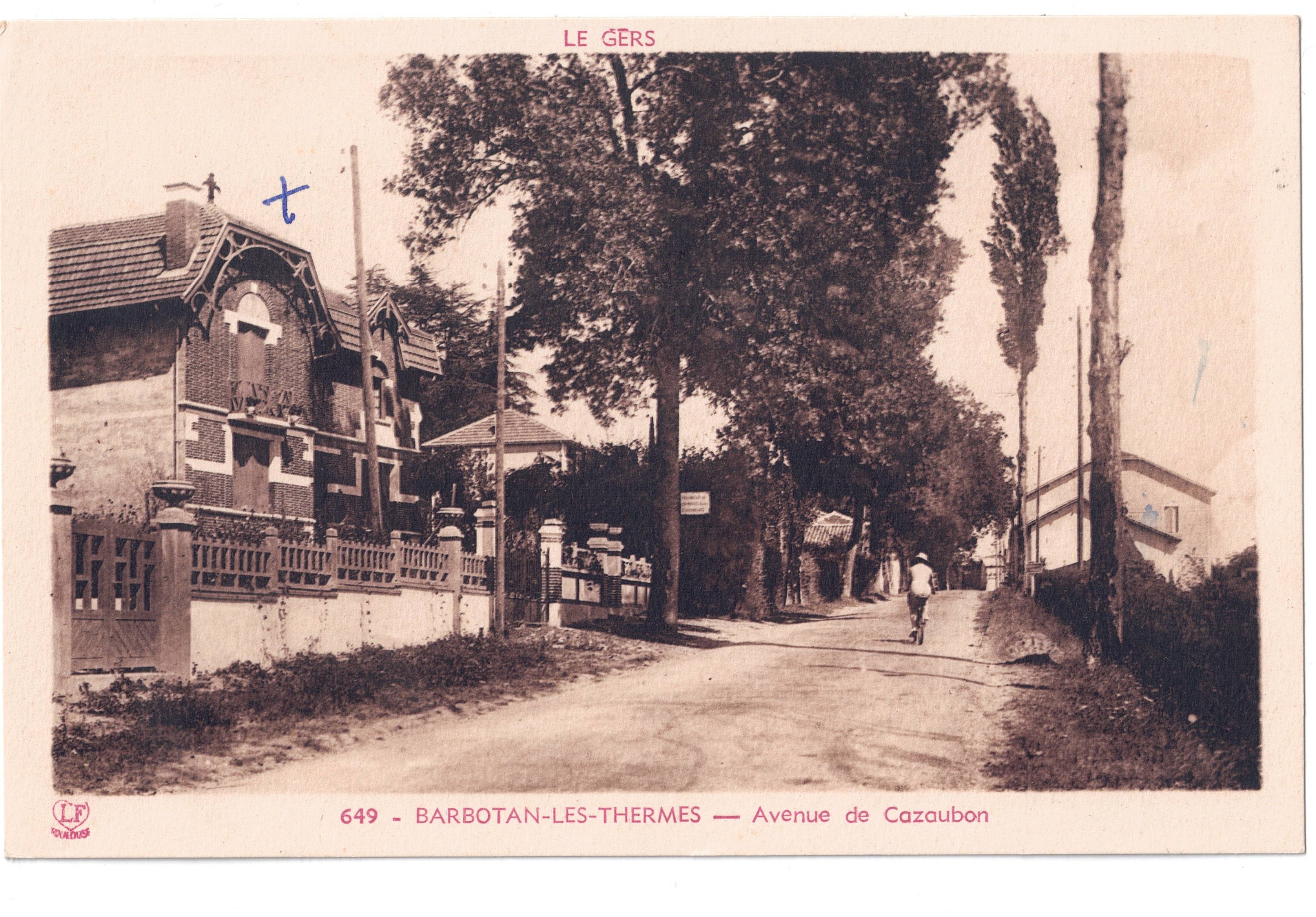 L'avenue de Cazaubon — II