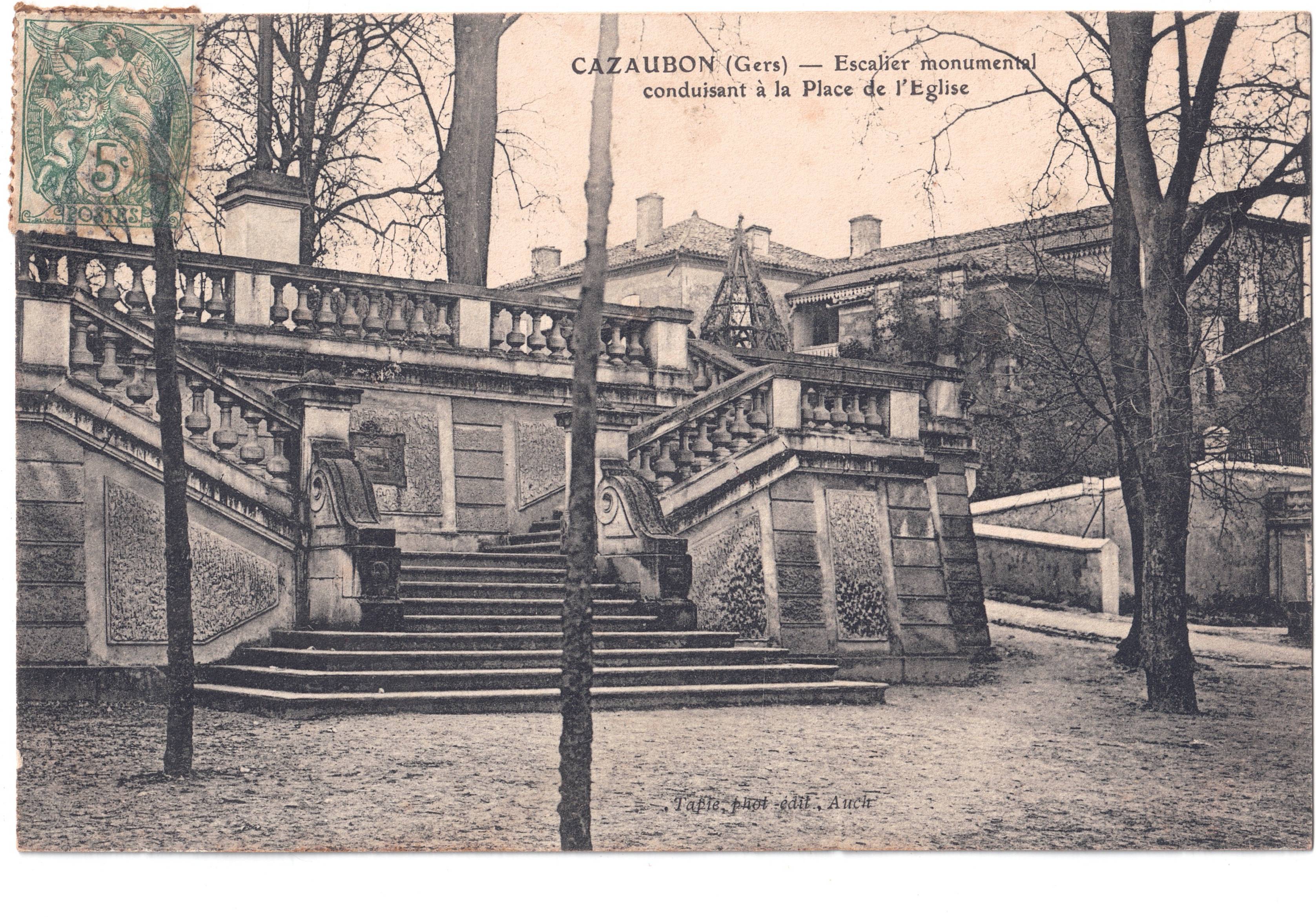 L'escalier monumental de la place de l'Église — II