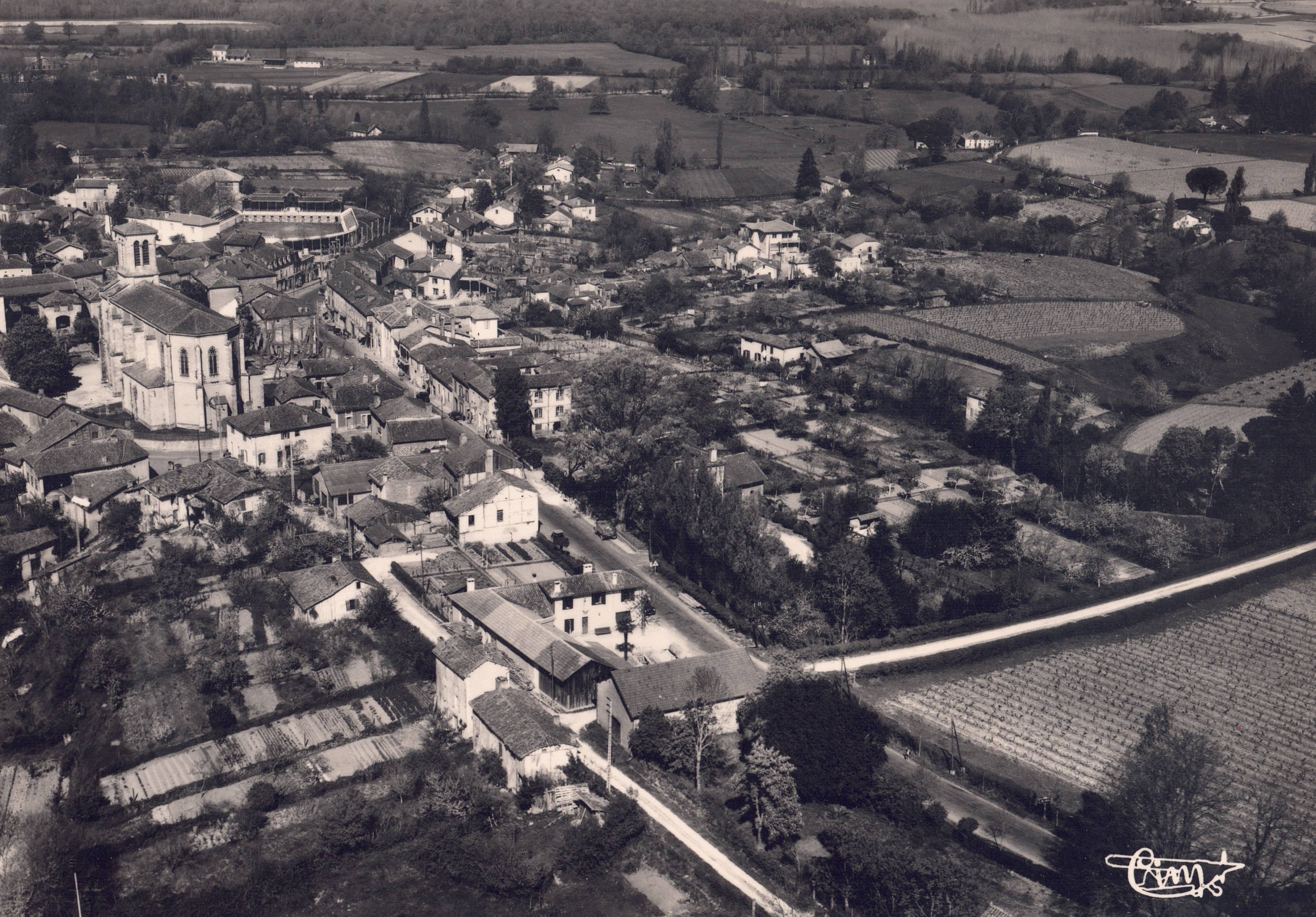 Vue aérienne — IV
