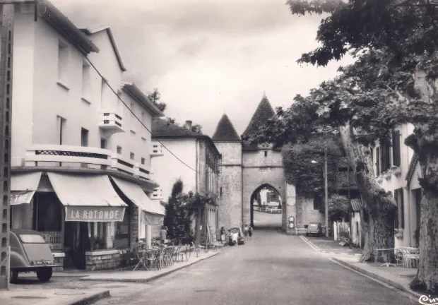 La rotonde et l'église