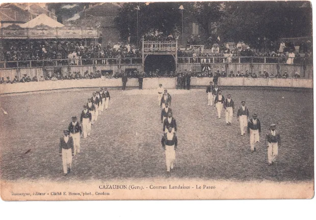 Les arènes — IV