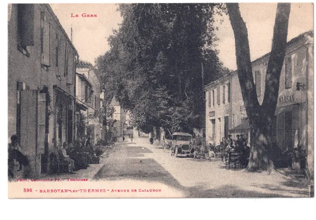 L'avenue de Cazaubon — II