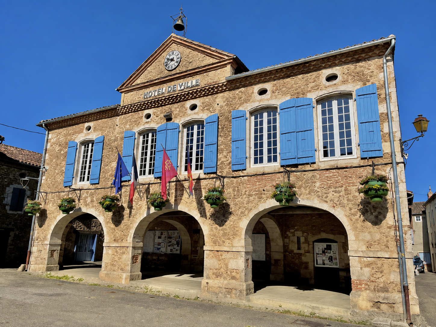 Vue de Cazaubon et Barbotan-les-Thermes